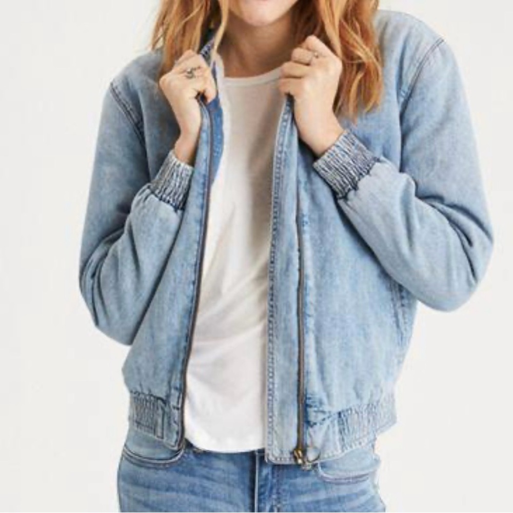 American Eagle Outfitters Sherpa Lined Denim
Bomber Jacket Size M